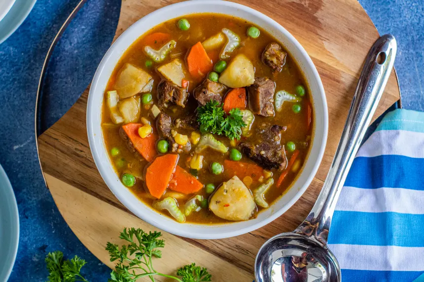 Old-Fashioned Vegetable Beef Soup